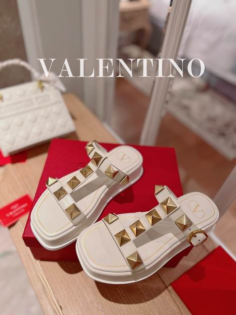 Valentino sz35-41 mnh0505 (1)